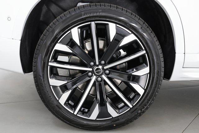 new 2026 Volvo XC90 car, priced at $72,155
