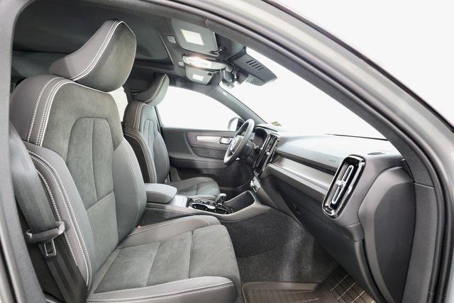 new 2026 Volvo XC40 car, priced at $58,570