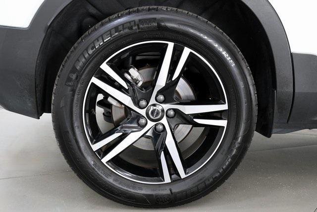used 2025 Volvo XC40 car, priced at $29,990