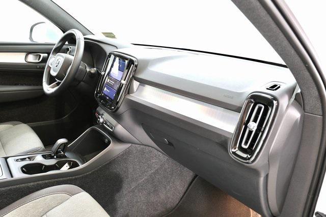 used 2025 Volvo XC40 car, priced at $29,990