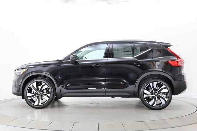 new 2025 Volvo XC40 car, priced at $45,540