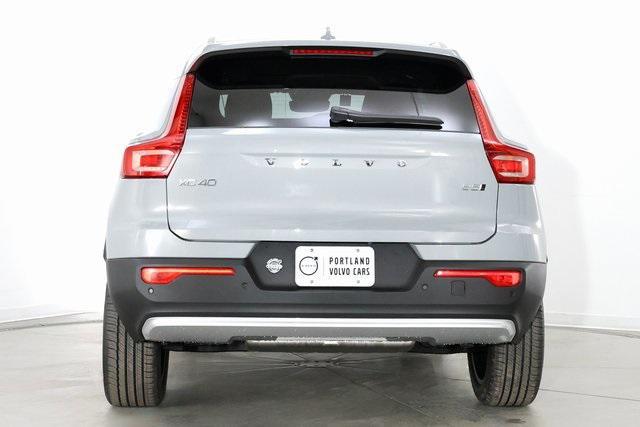 new 2025 Volvo XC40 car, priced at $44,815