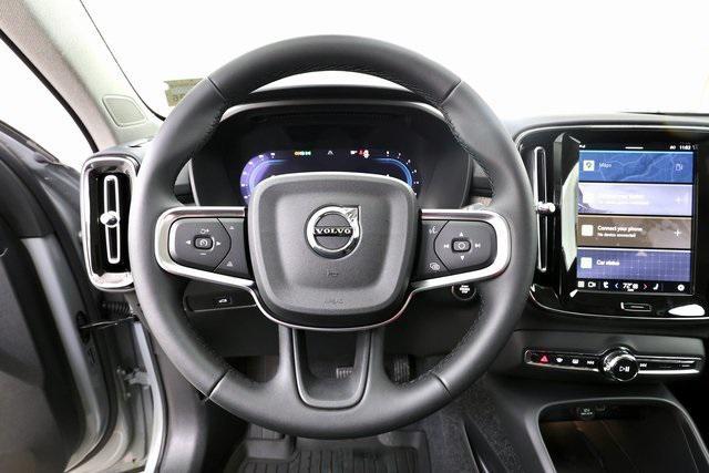 new 2025 Volvo XC40 car, priced at $44,815