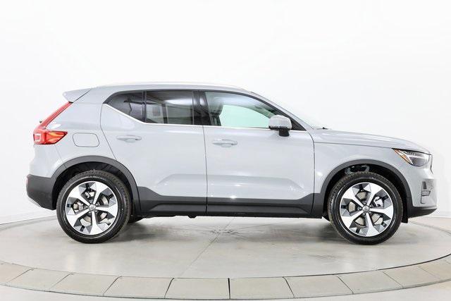 new 2025 Volvo XC40 car, priced at $44,815