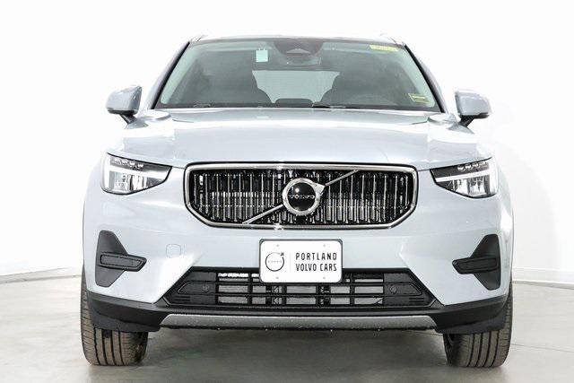 new 2025 Volvo XC40 car, priced at $44,815