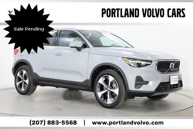 new 2025 Volvo XC40 car, priced at $40,815