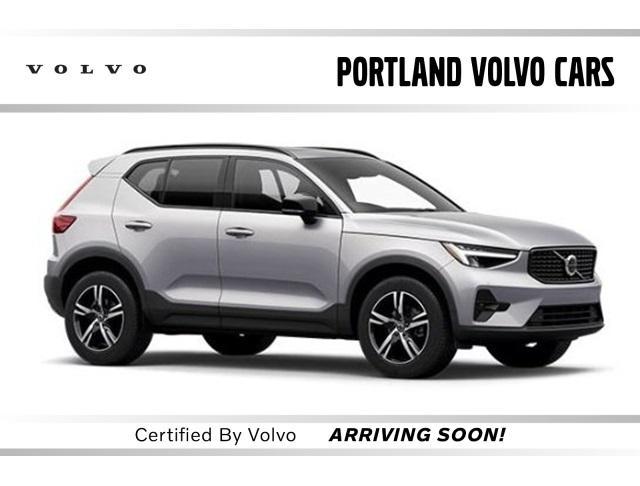 used 2025 Volvo XC40 car, priced at $35,990