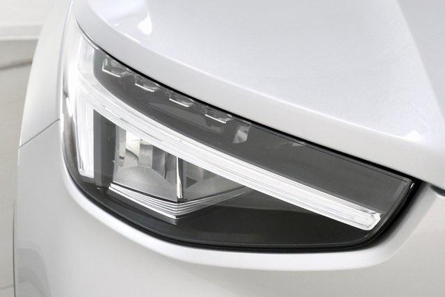 used 2025 Volvo XC40 car, priced at $38,990