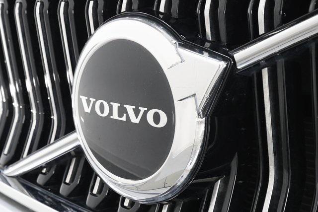used 2025 Volvo XC40 car, priced at $31,990