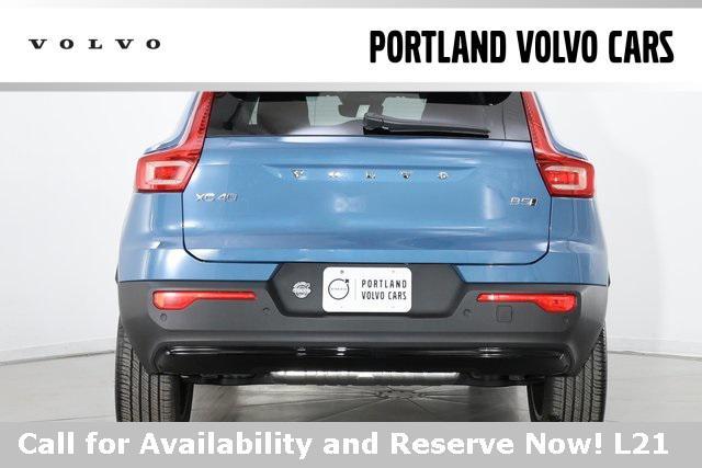 new 2024 Volvo XC40 car, priced at $36,475