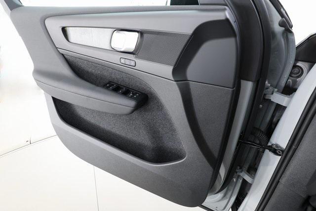 new 2026 Volvo XC40 car, priced at $50,150