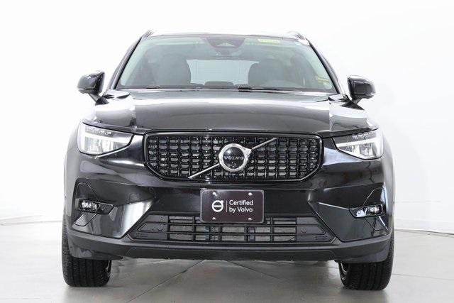 used 2025 Volvo XC40 car, priced at $35,990