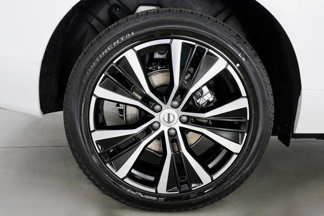 new 2025 Volvo XC60 car, priced at $55,900