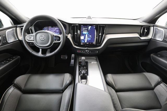 used 2022 Volvo XC60 Recharge Plug-In Hybrid car, priced at $42,990
