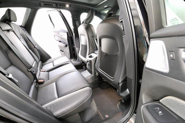 used 2022 Volvo XC60 Recharge Plug-In Hybrid car, priced at $42,990