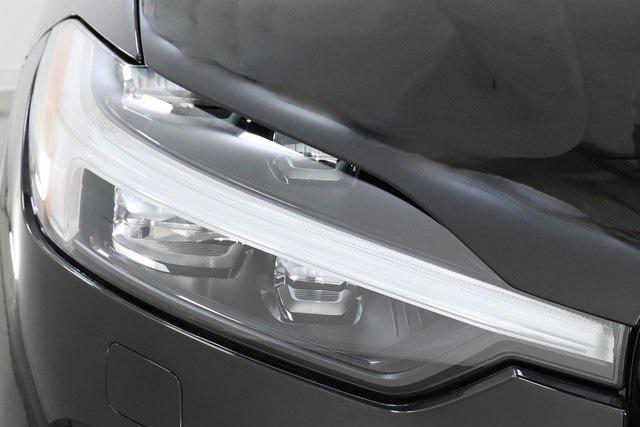 new 2025 Volvo XC60 car, priced at $55,360