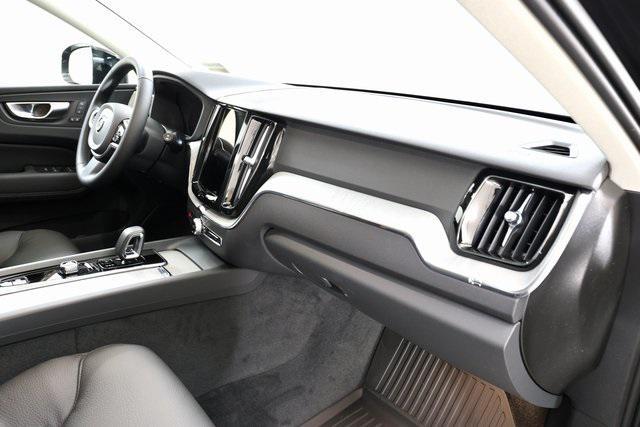 new 2025 Volvo XC60 car, priced at $55,360