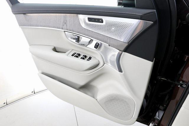 new 2025 Volvo XC90 Plug-In Hybrid car, priced at $86,930