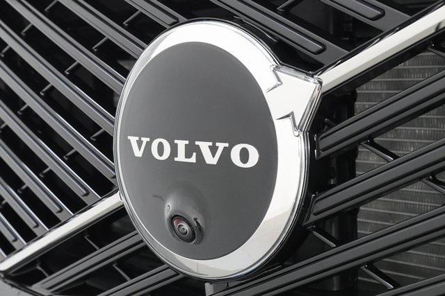 new 2026 Volvo XC60 car, priced at $54,985