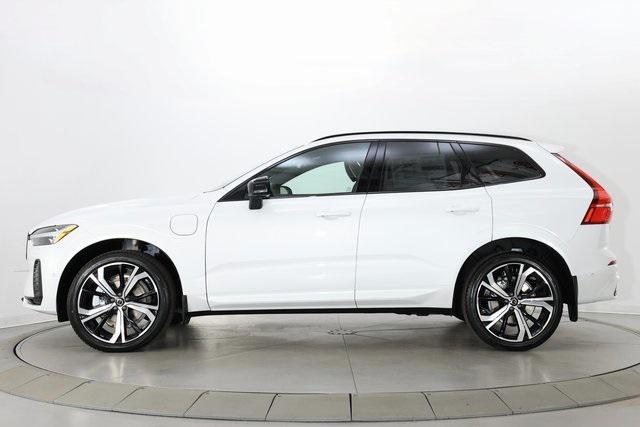 new 2025 Volvo XC60 Plug-In Hybrid car, priced at $73,015