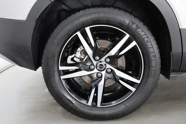 used 2025 Volvo XC40 car, priced at $29,990