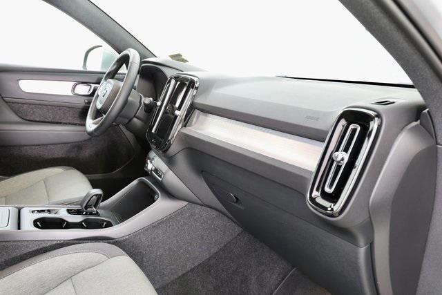 used 2025 Volvo XC40 car, priced at $29,990