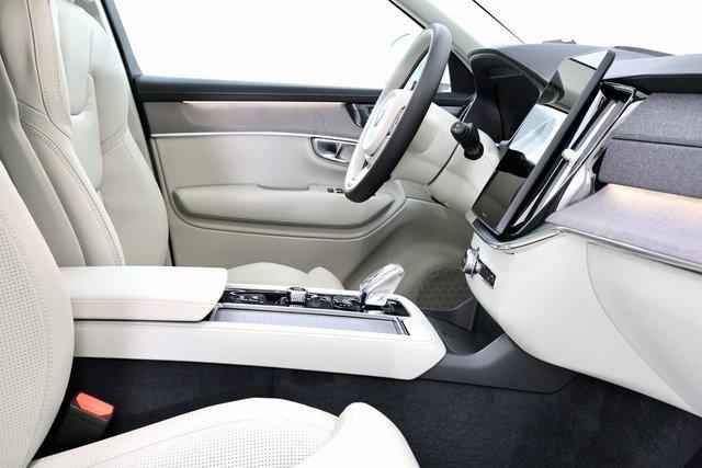 new 2026 Volvo XC90 car, priced at $72,155