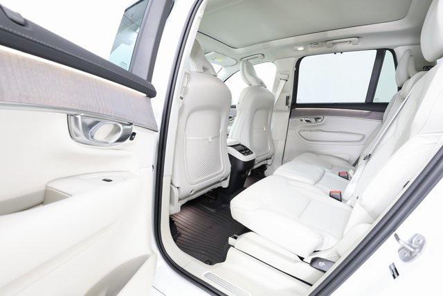 new 2026 Volvo XC90 car, priced at $72,155