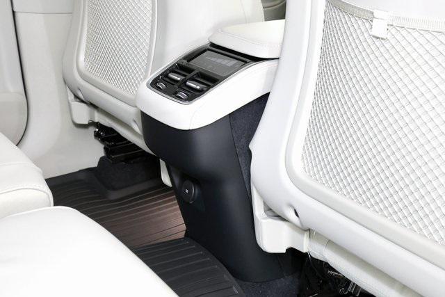 new 2026 Volvo XC90 car, priced at $72,155