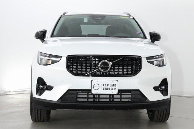 new 2025 Volvo XC40 car, priced at $46,815