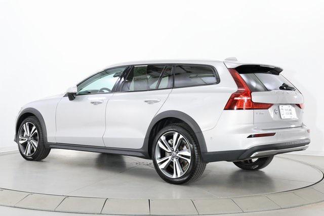 used 2025 Volvo V60 Cross Country car, priced at $42,990