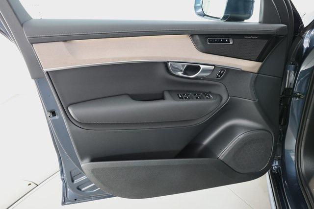 new 2026 Volvo XC90 car, priced at $69,000