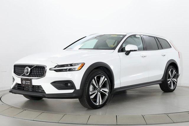 used 2025 Volvo V60 Cross Country car, priced at $44,890