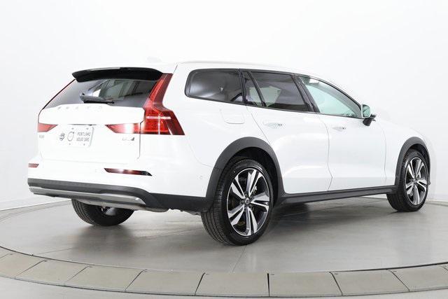 used 2025 Volvo V60 Cross Country car, priced at $44,890