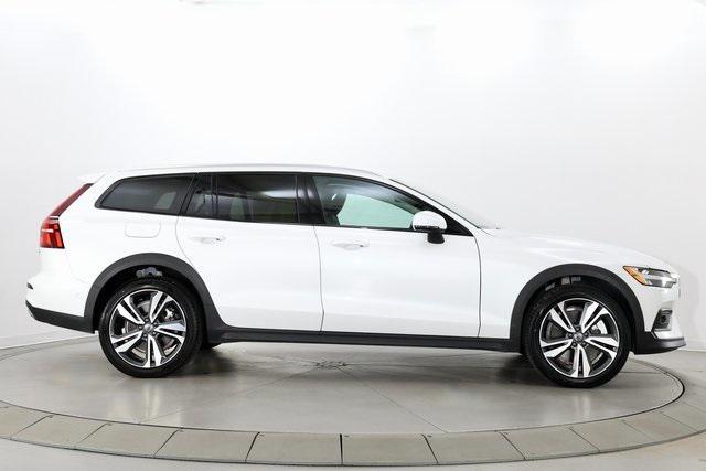 used 2025 Volvo V60 Cross Country car, priced at $44,890