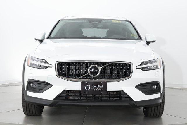 used 2025 Volvo V60 Cross Country car, priced at $44,890