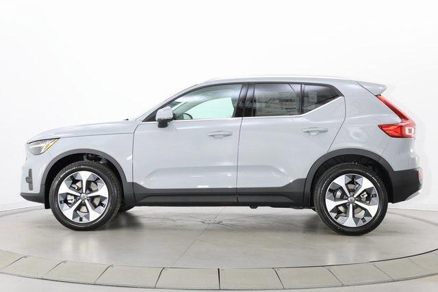 new 2025 Volvo XC40 car, priced at $44,015