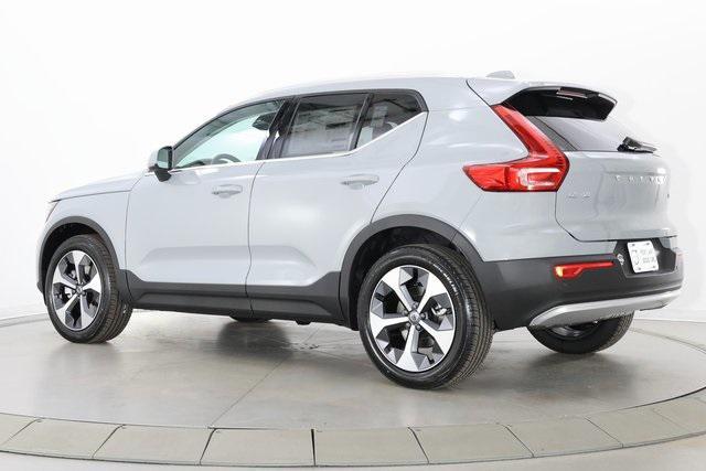 new 2025 Volvo XC40 car, priced at $44,015