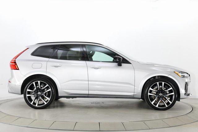 used 2022 Volvo XC60 car, priced at $42,490