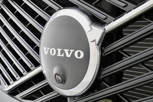 new 2026 Volvo XC60 car, priced at $55,375