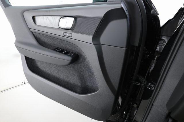new 2026 Volvo XC40 car, priced at $50,150