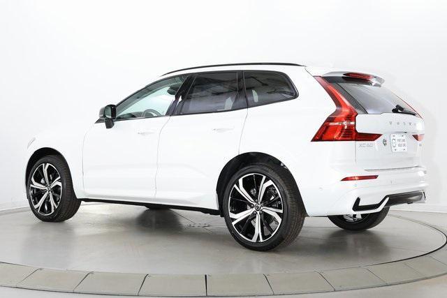 new 2025 Volvo XC60 car, priced at $59,135