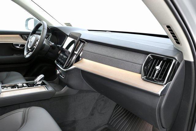 new 2026 Volvo XC90 car, priced at $71,825