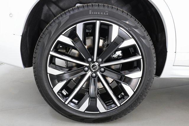 new 2026 Volvo XC90 car, priced at $68,825