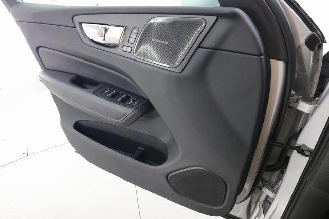 used 2022 Volvo XC60 car, priced at $39,590