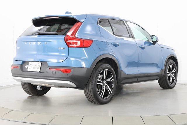 used 2025 Volvo XC40 car, priced at $33,990