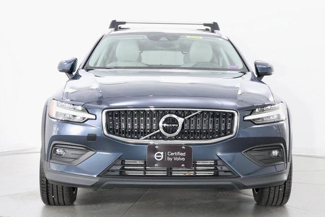 used 2022 Volvo V60 Cross Country car, priced at $36,890