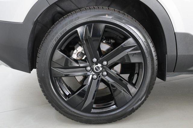 used 2025 Volvo XC40 car, priced at $29,990