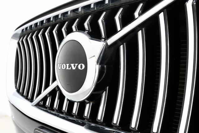 used 2022 Volvo XC90 car, priced at $38,990