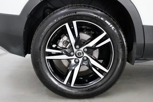 used 2025 Volvo XC40 car, priced at $29,790